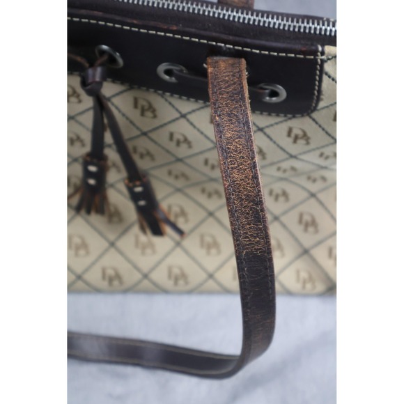 Dooney & Bourke Tote Womens Large Beige Monogram Canvas Leather Shoulder Handbag - Picture 5 of 9